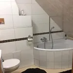 Unter Dem Dach Mit Parkplatz * Бремен