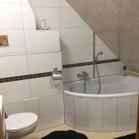 Unter Dem Dach Mit Parkplatz * Brema