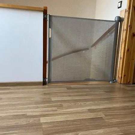 Unter Dem Dach Mit Parkplatz Apartment