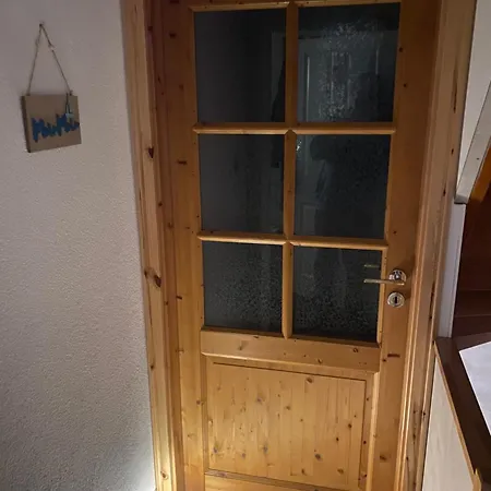 Appartamento Unter Dem Dach Mit Parkplatz Brema