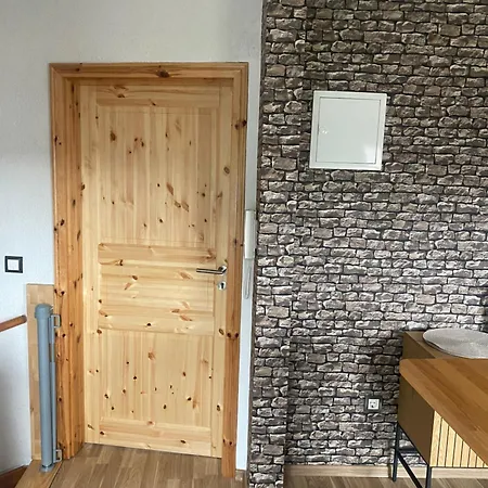 Unter Dem Dach Mit Parkplatz Appartamento *