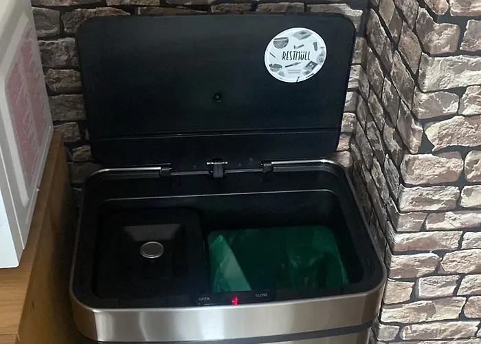 Unter Dem Dach Mit Parkplatz Bremen