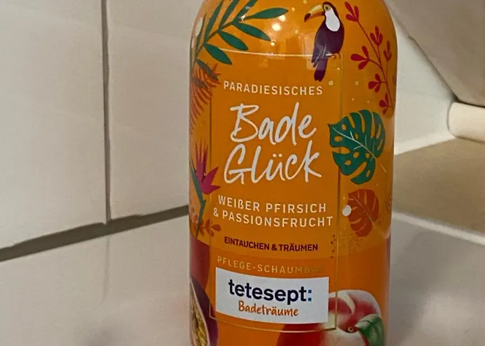 Unter Dem Dach Mit Parkplatz Apartment